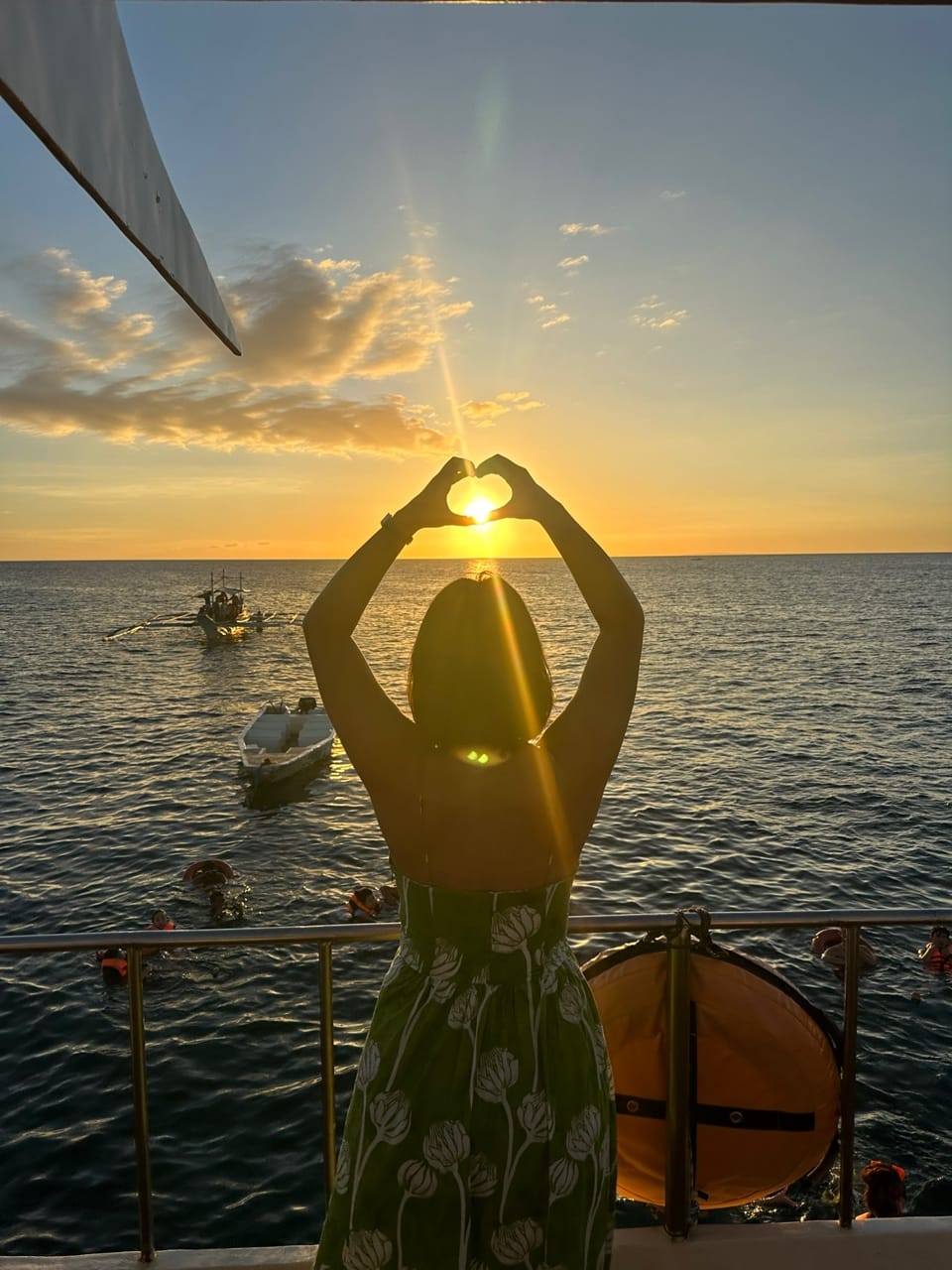 Boracay Yacht Cruise