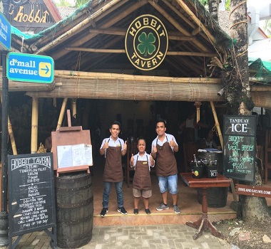 Hobbit Tavern 哈比人餐廳