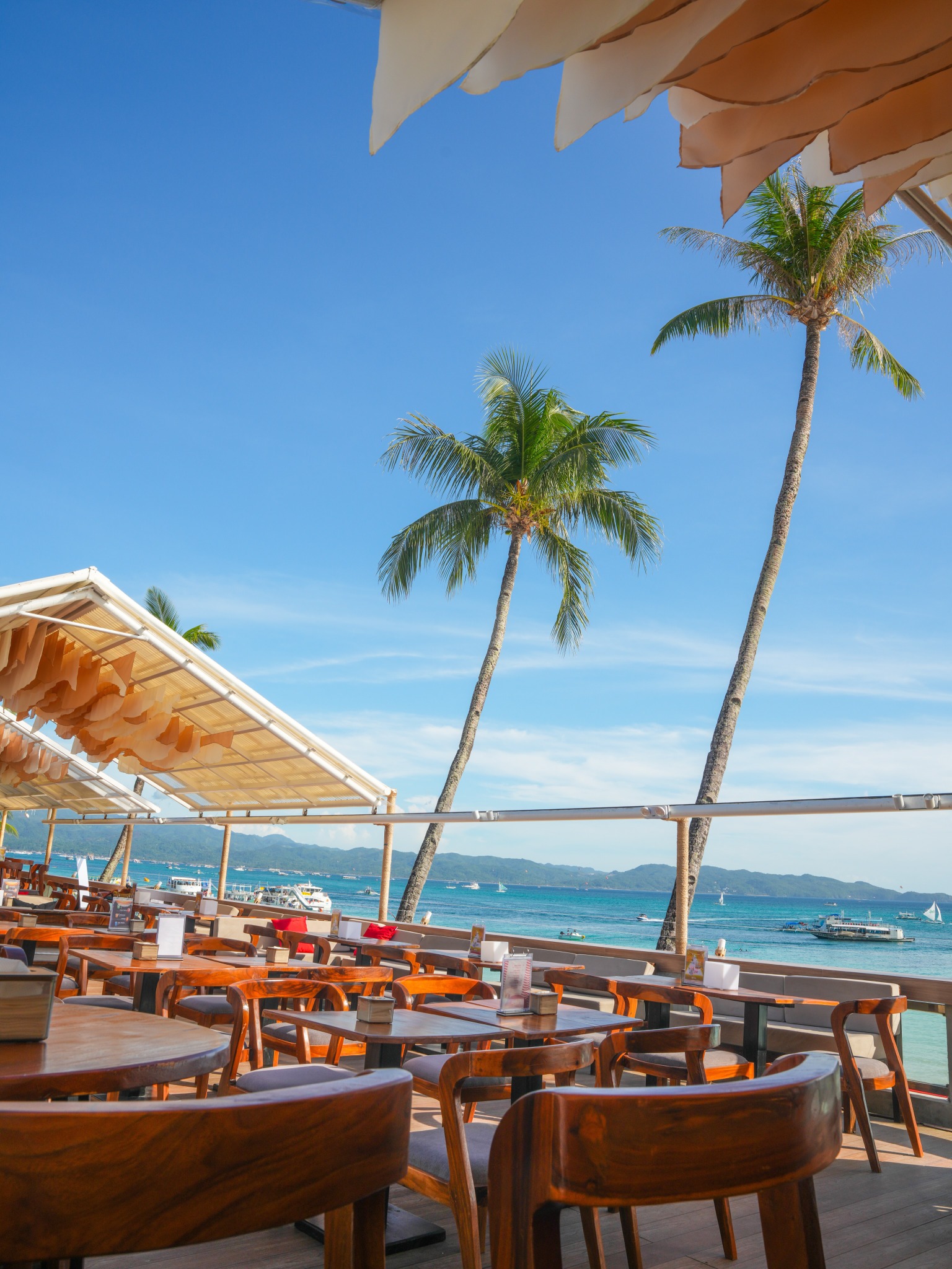 Cafe Uno Boracay 白天 rooftop 海景座位