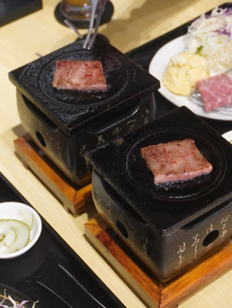 Gyukatsu Boracay 自己烤牛肉