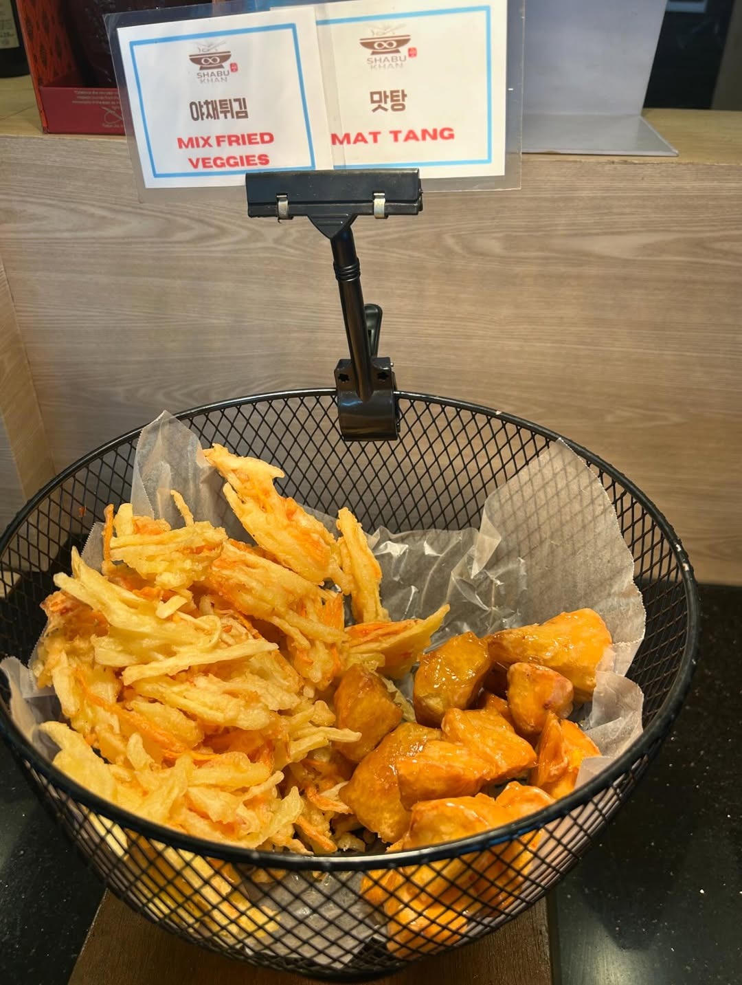 火鍋王 Shabu Khan 炸蔬菜與 Mat Tang